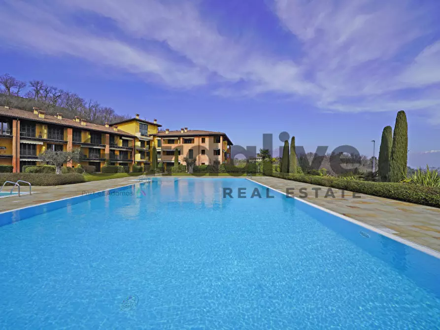 Immagine 3 di Appartamento in vendita  in Via Borgo alto 17 a Puegnago Sul Garda