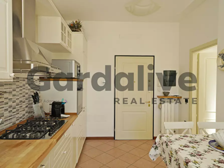 Immagine 18 di Appartamento in vendita  in Via Borgo alto 17 a Puegnago Sul Garda