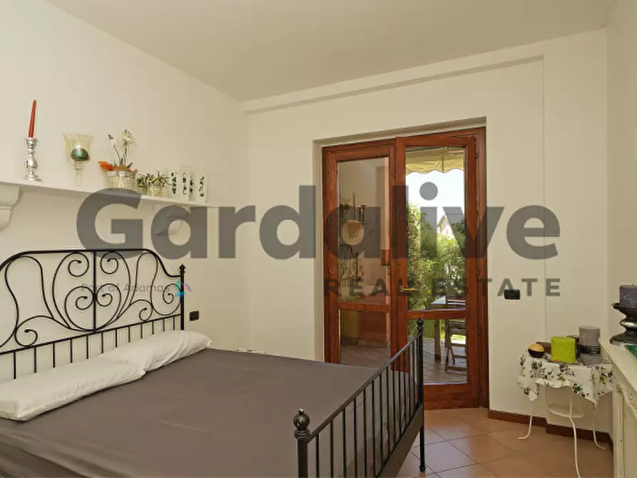 Immagine 19 di Appartamento in vendita  in Via Borgo alto 17 a Puegnago Sul Garda