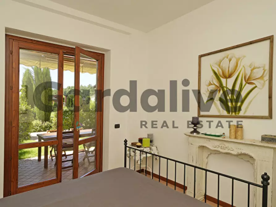 Immagine 20 di Appartamento in vendita  in Via Borgo alto 17 a Puegnago Sul Garda