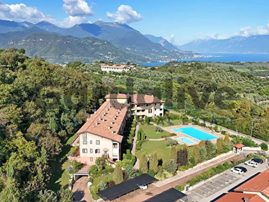 Immagine 44 di Appartamento in vendita  in Via Borgo alto 17 a Puegnago Sul Garda
