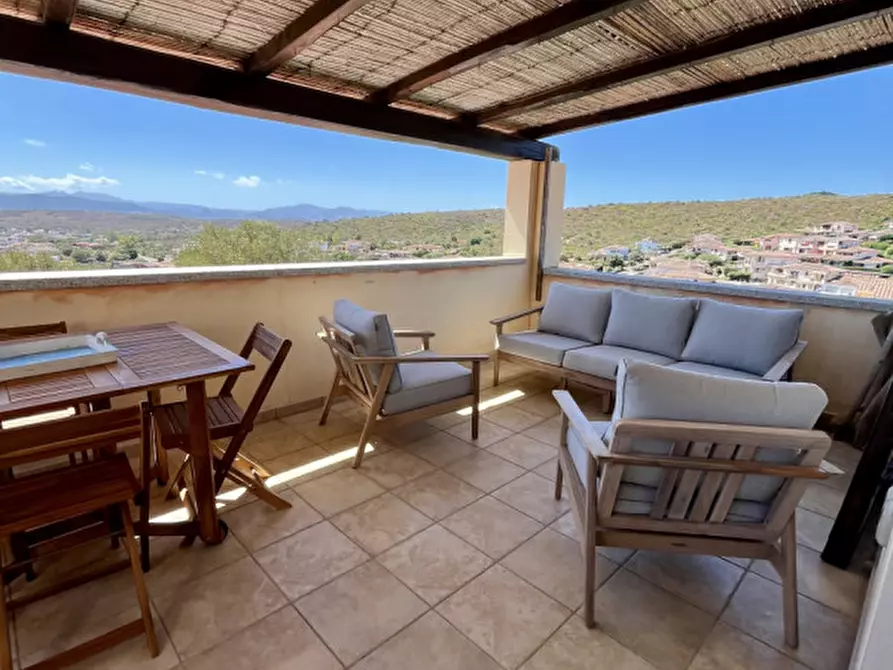 Immagine 29 di Attico in vendita  in via donigheddu a Olbia