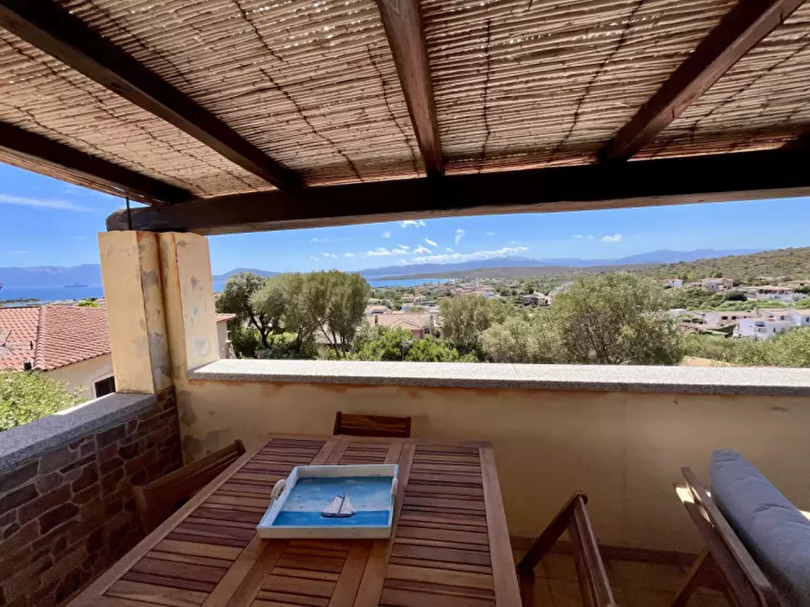 Immagine 31 di Attico in vendita  in via donigheddu a Olbia