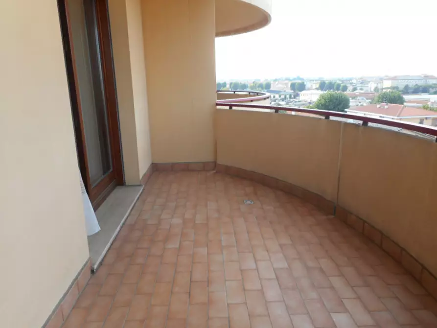 Immagine 20 di Appartamento in vendita  in via belli a Vicenza