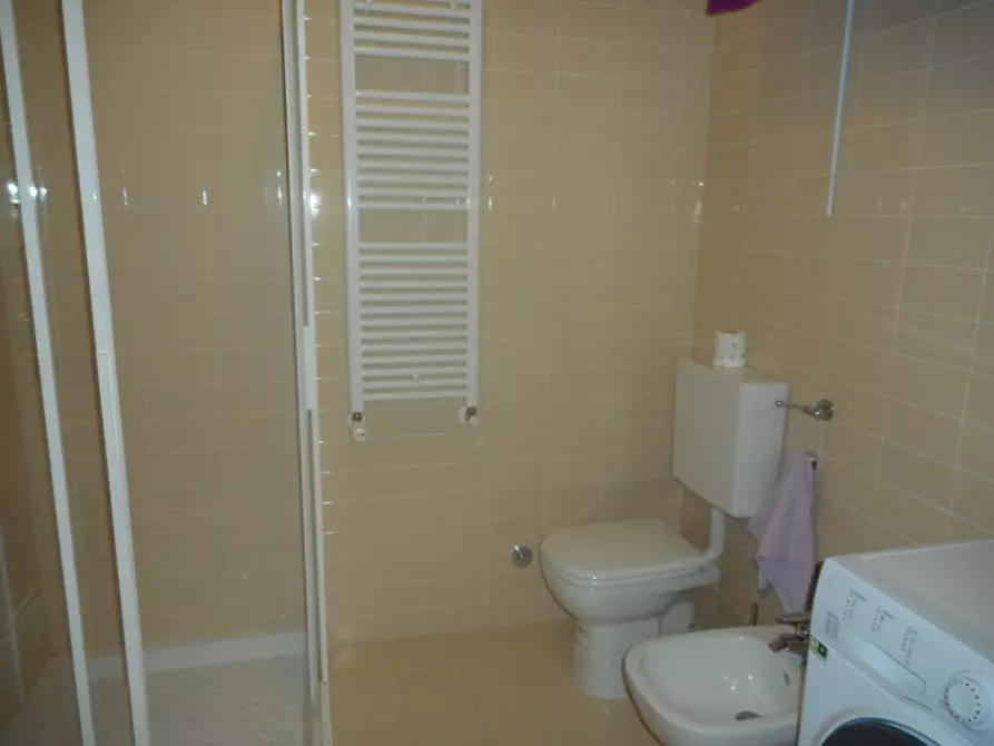 Immagine 13 di Palazzo in vendita  in via alberi a Vicenza