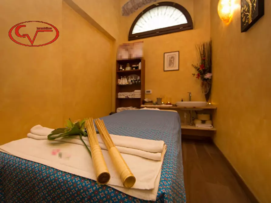 Immagine 4 di Attività commerciale in vendita  in via cennano a Montevarchi