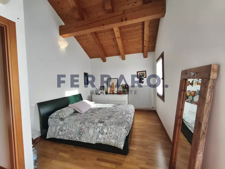 Immagine 20 di Villetta a schiera in affitto  in Via Maso a Paese