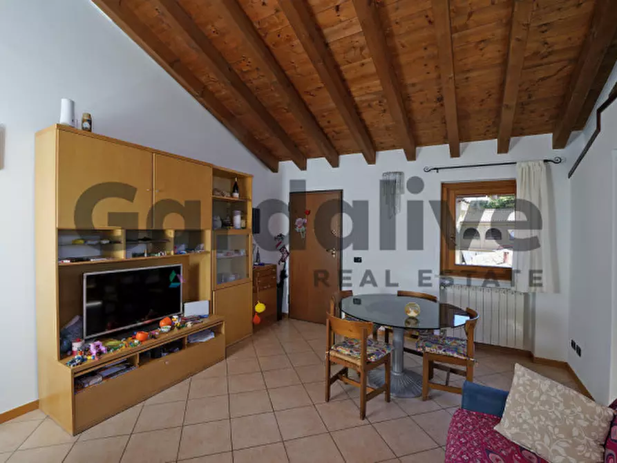 Immagine 9 di Appartamento in vendita  in Via Leutelmonte a Manerba Del Garda
