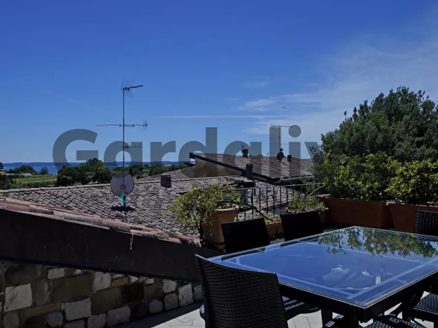 Immagine 11 di Appartamento in vendita  in Via Leutelmonte a Manerba Del Garda