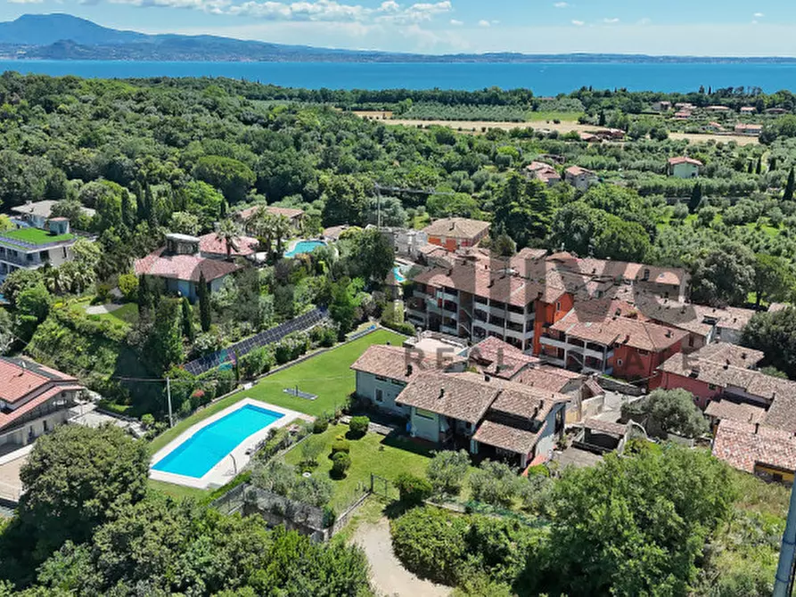 Immagine 35 di Appartamento in vendita  in Via Leutelmonte a Manerba Del Garda