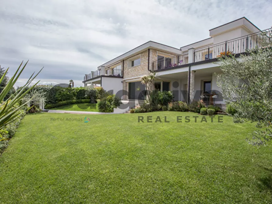 Immagine 4 di Casa quadrifamiliare in vendita  in Via Crispi a Padenghe Sul Garda
