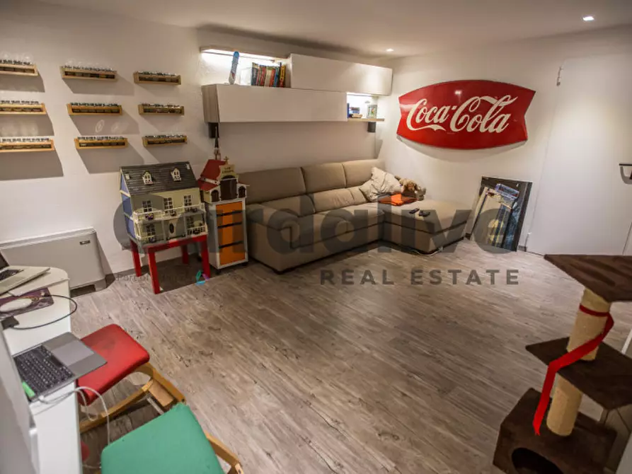 Immagine 23 di Casa quadrifamiliare in vendita  in Via Crispi a Padenghe Sul Garda