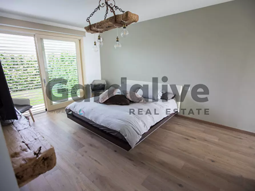 Immagine 34 di Casa quadrifamiliare in vendita  in Via Crispi a Padenghe Sul Garda