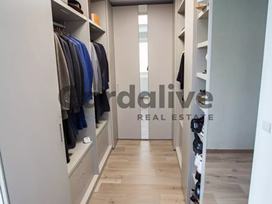 Immagine 37 di Casa quadrifamiliare in vendita  in Via Crispi a Padenghe Sul Garda