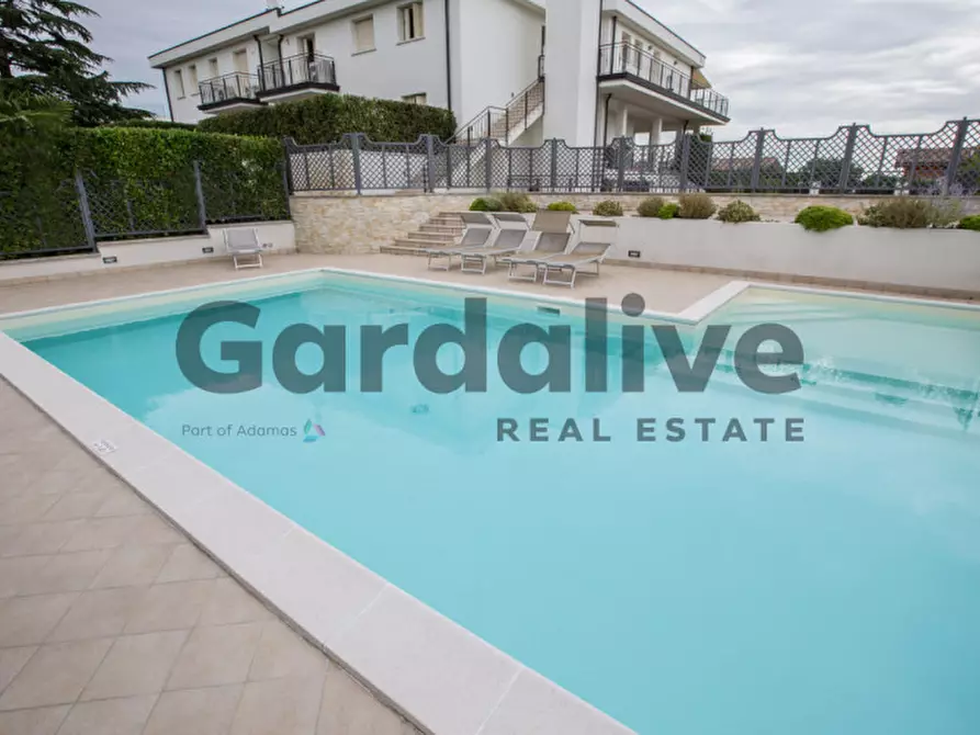 Immagine 45 di Casa quadrifamiliare in vendita  in Via Crispi a Padenghe Sul Garda