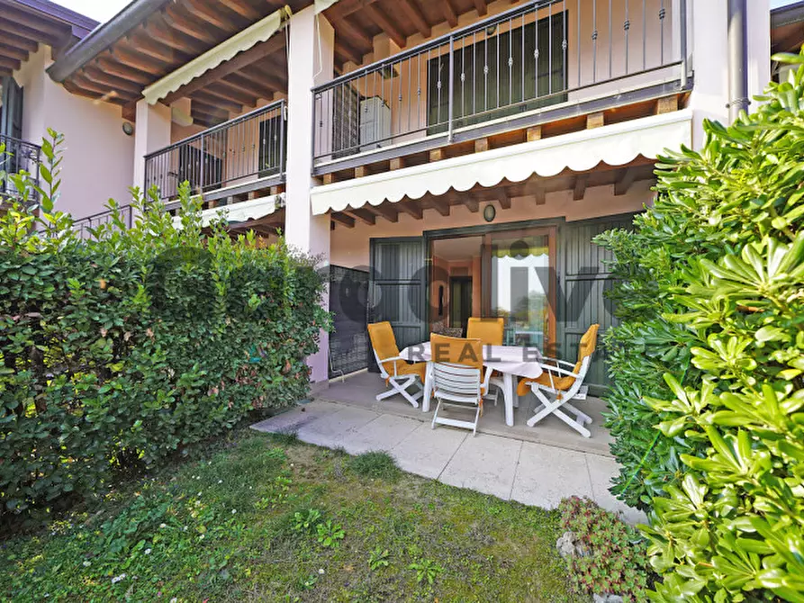 Immagine 1 di Appartamento in vendita  in Via del Bobbio 17 a Polpenazze Del Garda