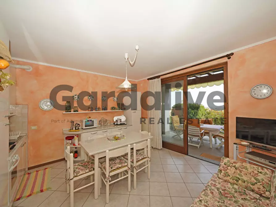 Immagine 8 di Appartamento in vendita  in Via del Bobbio 17 a Polpenazze Del Garda