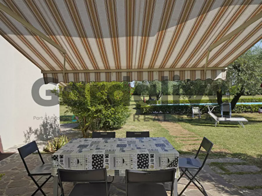 Immagine 1 di Appartamento in vendita  in Via Manara a Padenghe Sul Garda