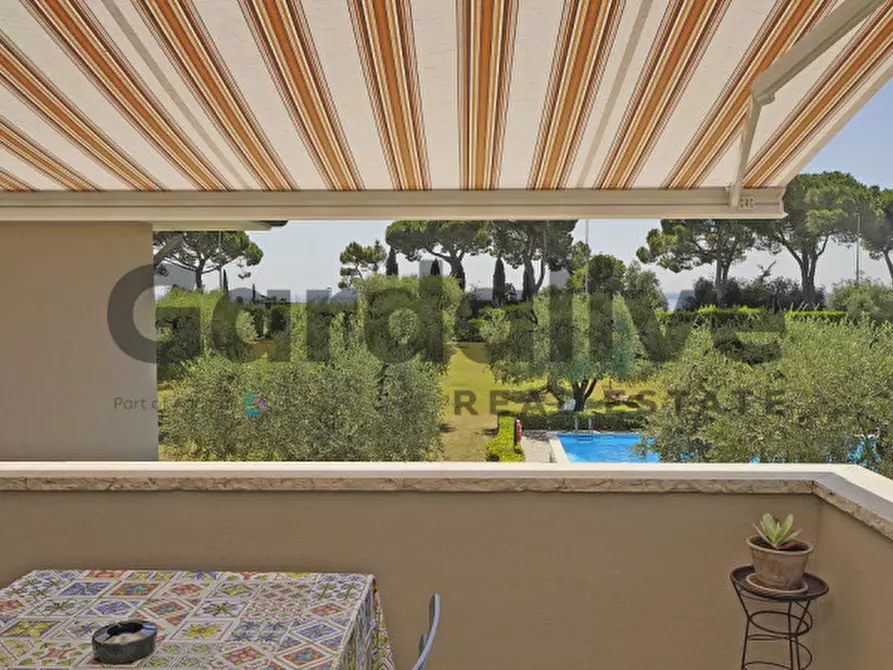 Immagine 2 di Appartamento in vendita  in Via Manara a Padenghe Sul Garda