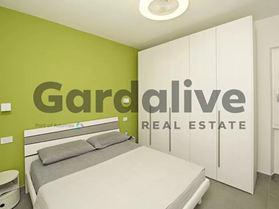 Immagine 9 di Appartamento in vendita  in Via Manara a Padenghe Sul Garda