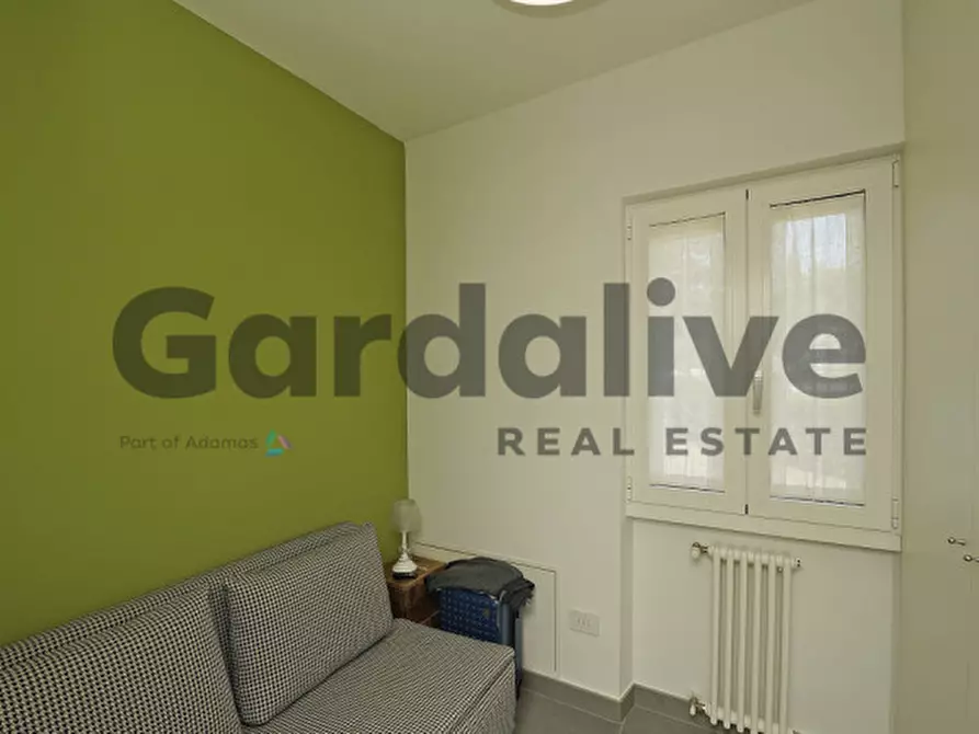 Immagine 11 di Appartamento in vendita  in Via Manara a Padenghe Sul Garda