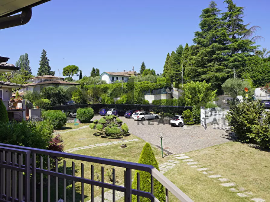 Immagine 15 di Appartamento in vendita  in Via Manara a Padenghe Sul Garda
