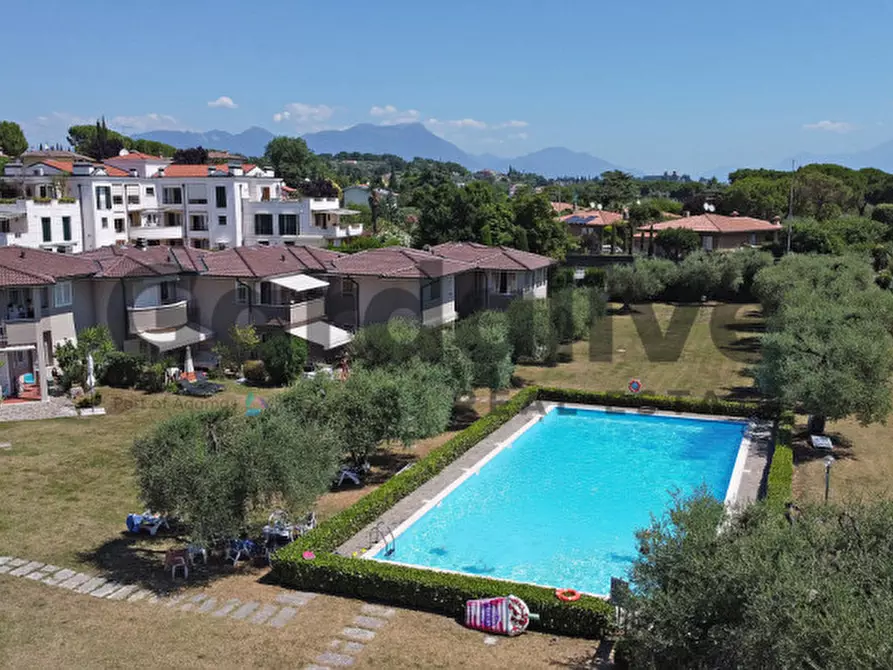 Immagine 28 di Appartamento in vendita  in Via Manara a Padenghe Sul Garda