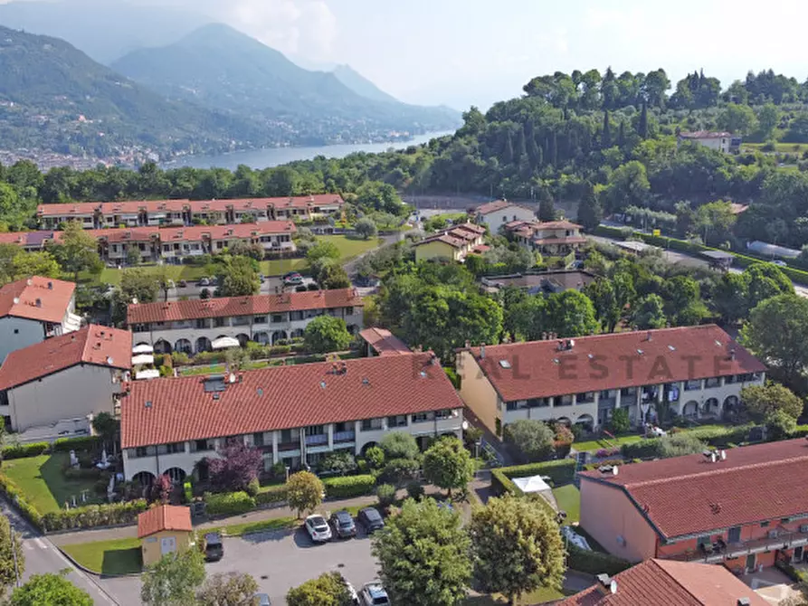 Immagine 41 di Villetta a schiera in vendita  in Via Valene 29/B a Salò