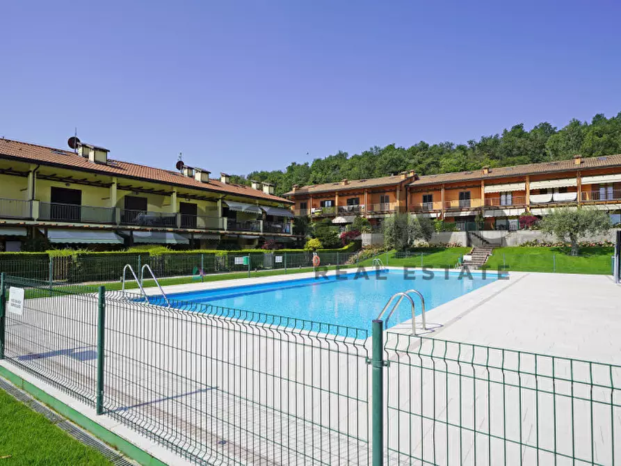 Immagine 4 di Villetta a schiera in vendita  in Via borgo alto a Puegnago Sul Garda