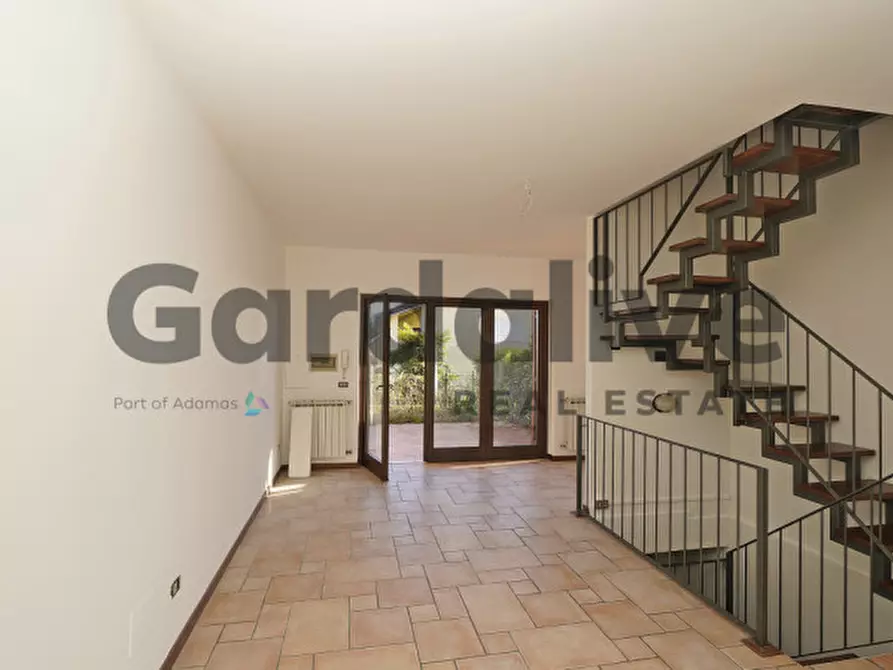 Immagine 5 di Villetta a schiera in vendita  in Via borgo alto a Puegnago Sul Garda