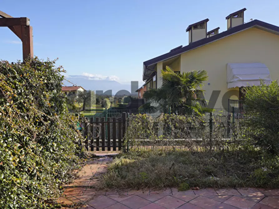 Immagine 8 di Villetta a schiera in vendita  in Via borgo alto a Puegnago Sul Garda