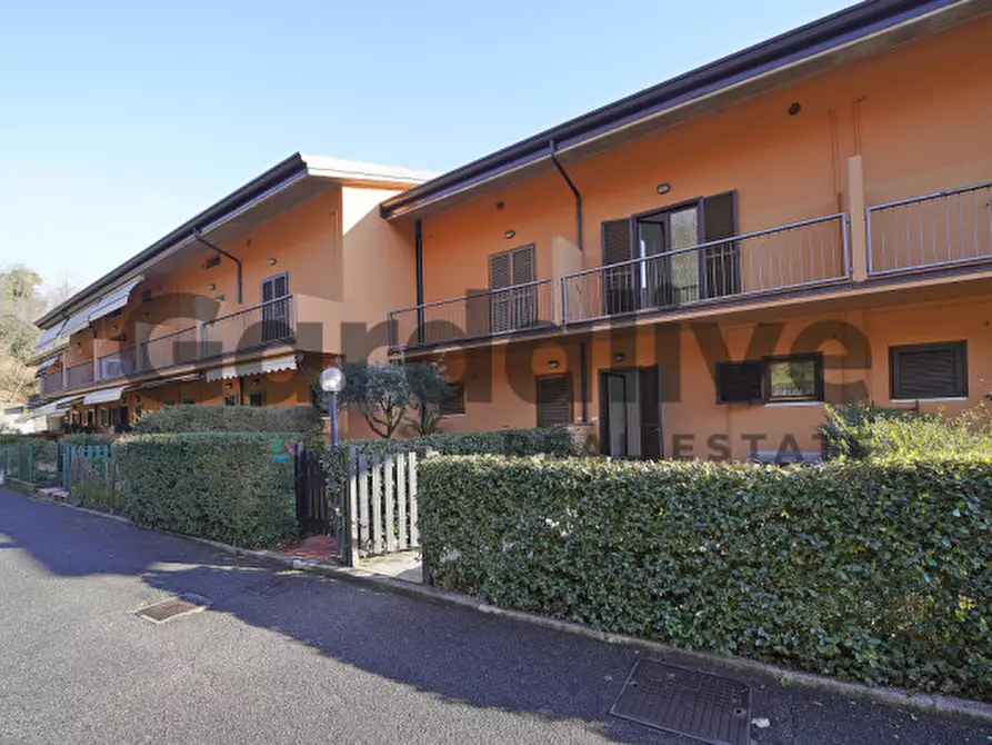 Immagine 10 di Villetta a schiera in vendita  in Via borgo alto a Puegnago Sul Garda