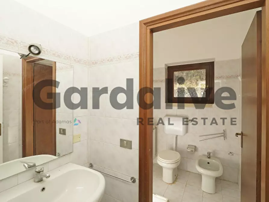 Immagine 11 di Villetta a schiera in vendita  in Via borgo alto a Puegnago Sul Garda