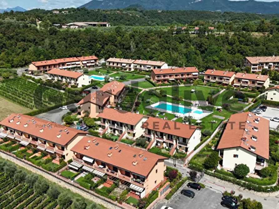 Immagine 33 di Villetta a schiera in vendita  in Via borgo alto a Puegnago Sul Garda