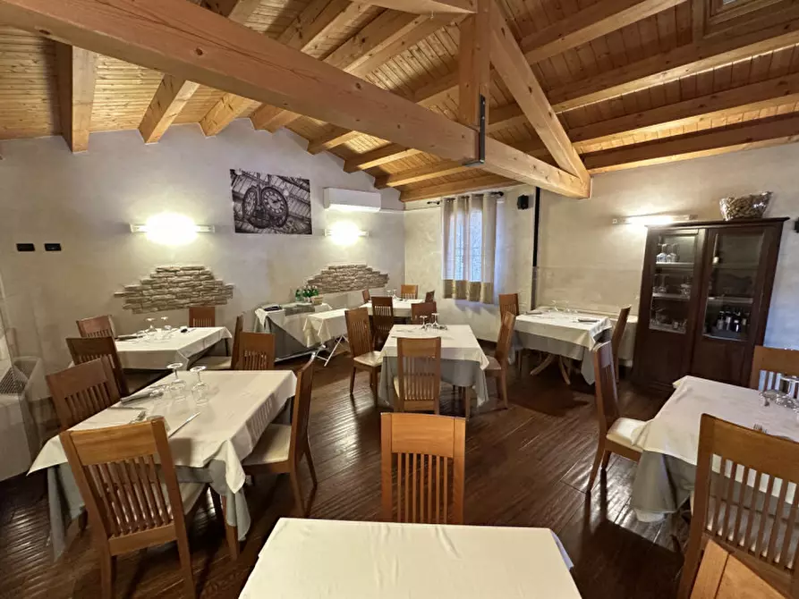 Immagine 11 di Attività commerciale in vendita  in Adria, Via Scalo a Adria