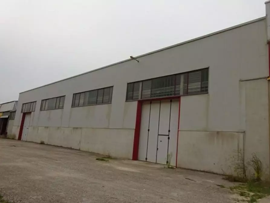 Immagine 1 di Capannone industriale in vendita  in via dell'Industria, N. snc a Cantiano