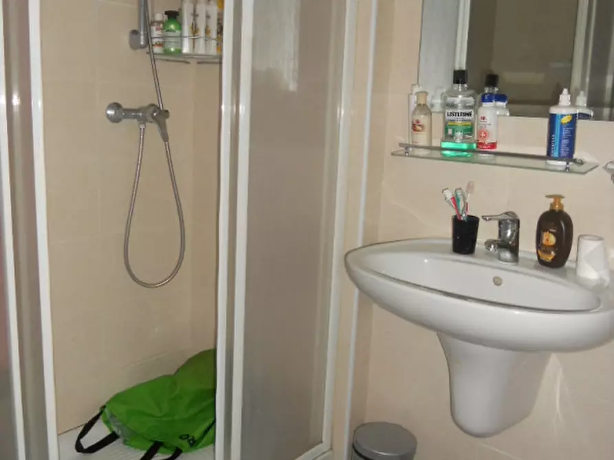 Immagine 8 di Camera in affitto  in via Prepositura a Trento