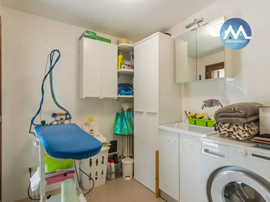 Immagine 20 di Appartamento in vendita  in Via Amedeo Avogadro a Pesaro