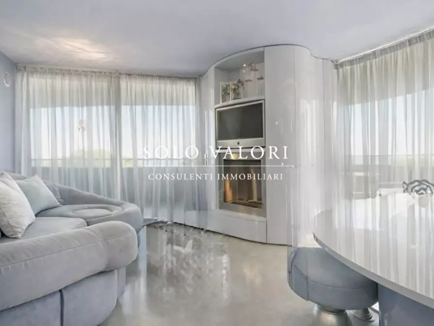 Immagine 2 di Appartamento in vendita  a Lignano Sabbiadoro