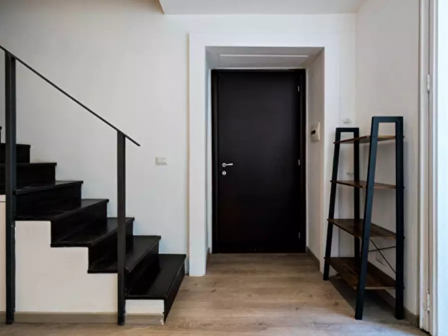 Immagine 5 di Appartamento in affitto  in Via Toledo 300 a Napoli