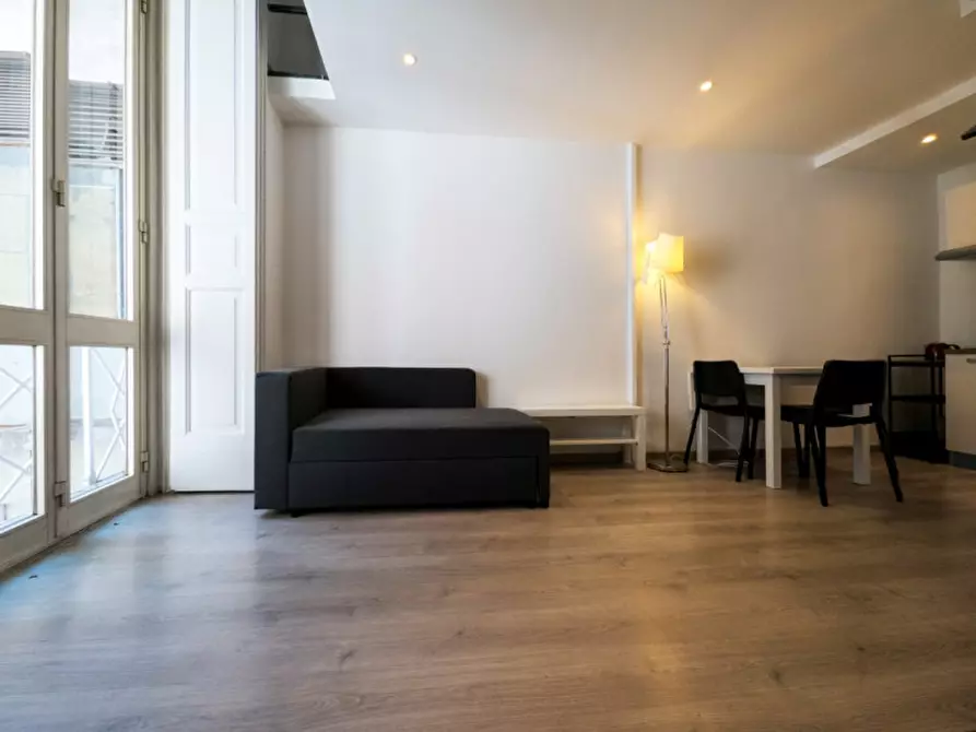 Immagine 13 di Appartamento in affitto  in Via Toledo 300 a Napoli