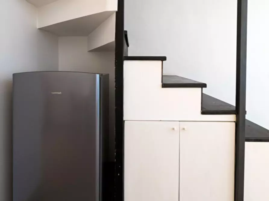 Immagine 14 di Appartamento in affitto  in Via Toledo 300 a Napoli