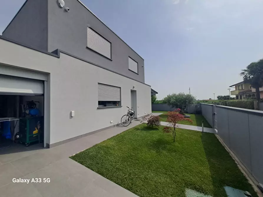 Immagine 3 di Villa in vendita  in Campolongo Maggiore a Campolongo Maggiore