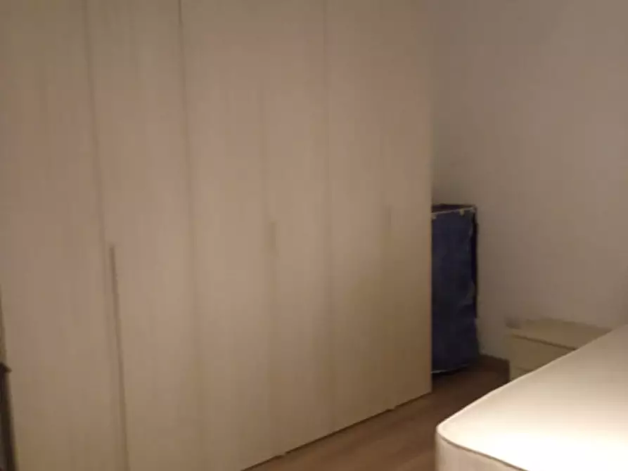 Immagine 9 di Appartamento in affitto  in Via Toledo 300 a Napoli