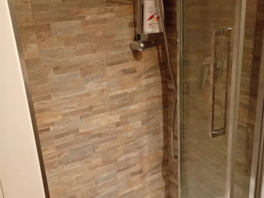 Immagine 8 di Appartamento in affitto  in Via Toledo 316 a Napoli