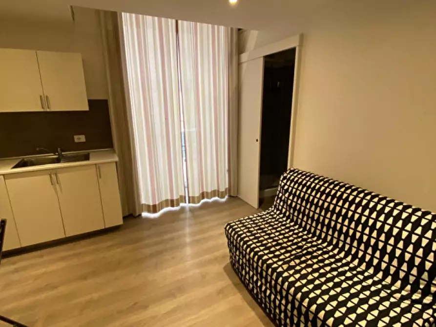 Immagine 8 di Appartamento in affitto  in Via Toledo 316 a Napoli