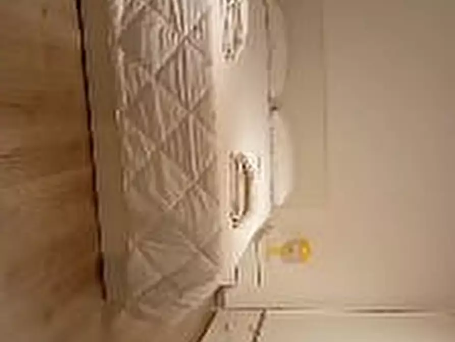 Immagine 13 di Appartamento in affitto  in Via Toledo 316 a Napoli