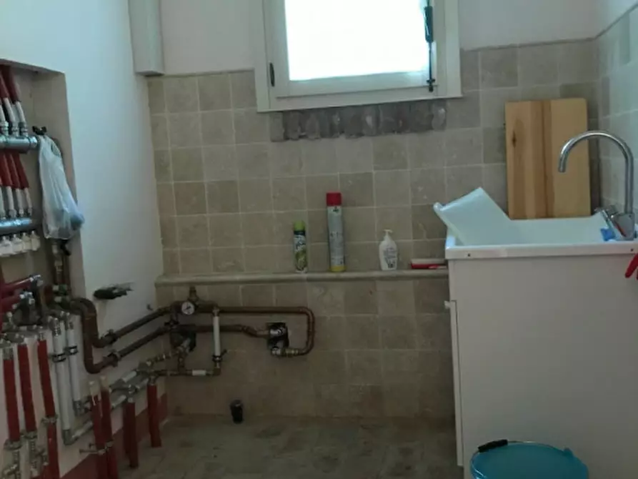 Immagine 49 di Rustico / casale in vendita  in prossima a Baone