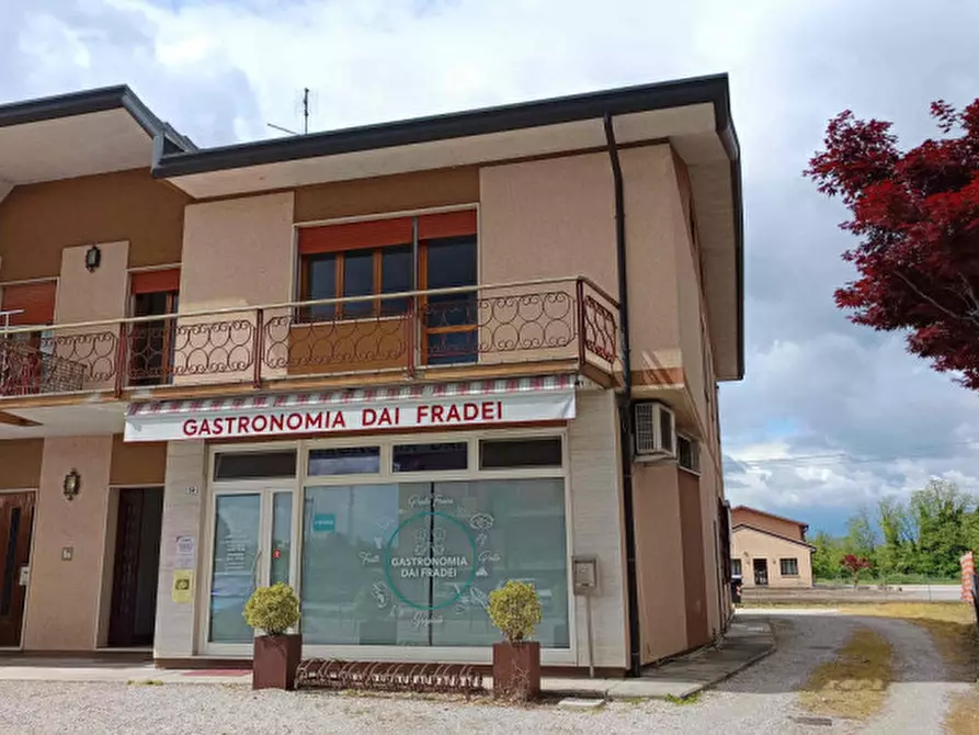 Immagine 1 di Appartamento in affitto  in via Basse 58 a Campo San Martino