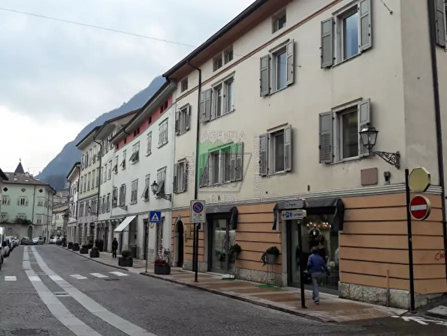 Immagine 4 di Negozio in vendita  in Mezolombardo, corso Mazzini a Mezzolombardo